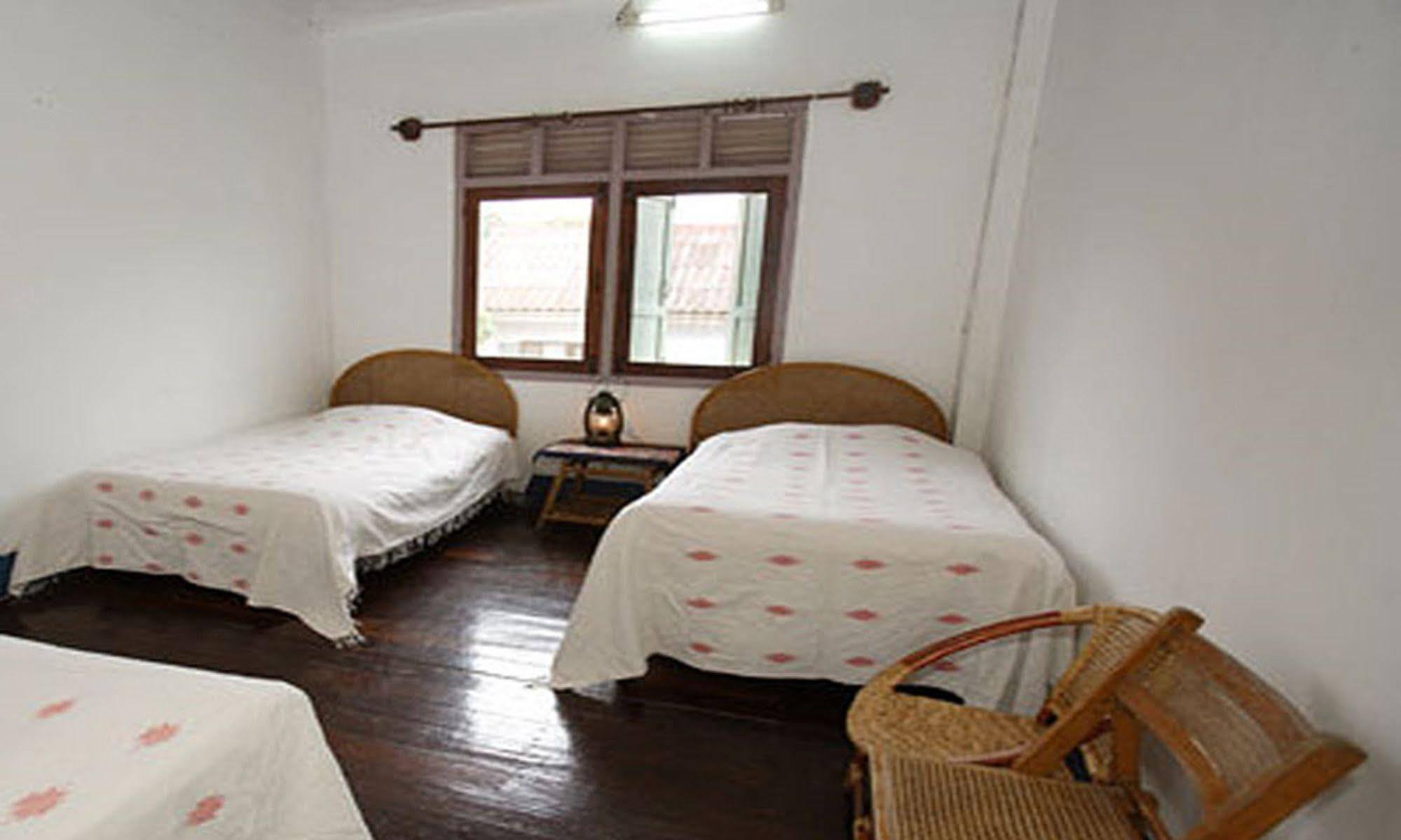Vanvisa Guesthouse Luang Prabang Extérieur photo
